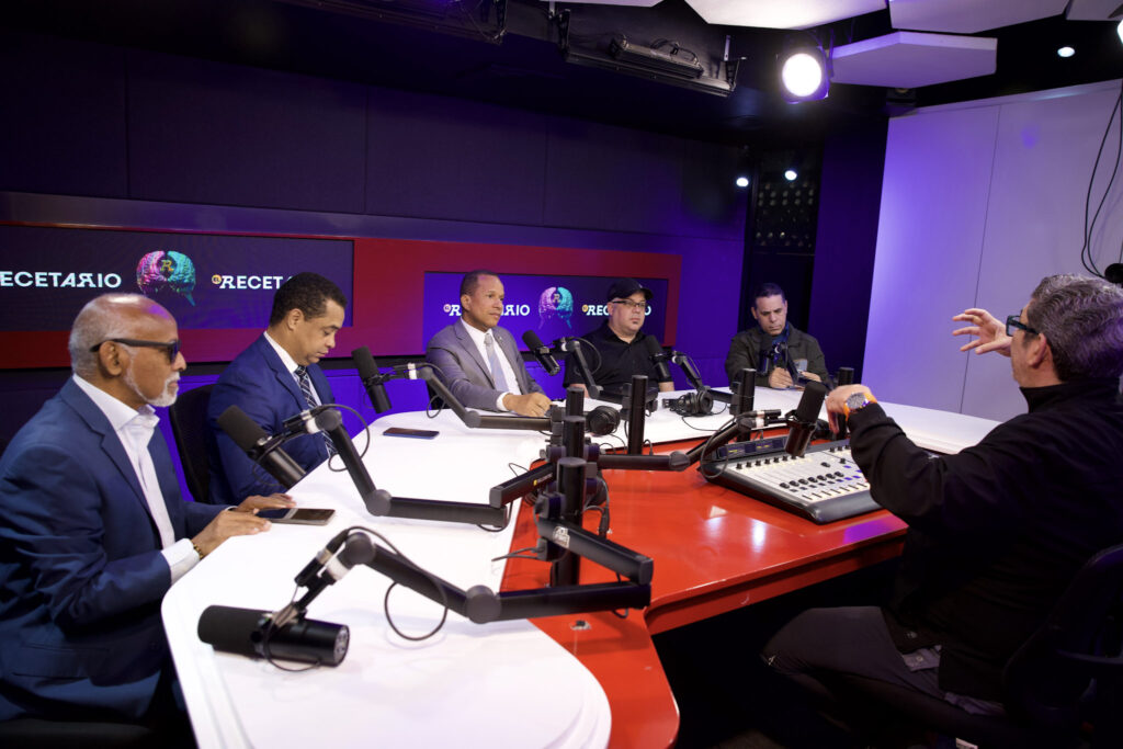 "Hombres débiles en tiempos fáciles": Guerrero Heredia califica fenómeno Therians como "moda" y crisis de identidad | 2 | "Hombres débiles en tiempos fáciles": Guerrero Heredia califica fenómeno Therians como "moda" y crisis de identidad - Noticias de hoy en República Dominicana | De Último Minuto