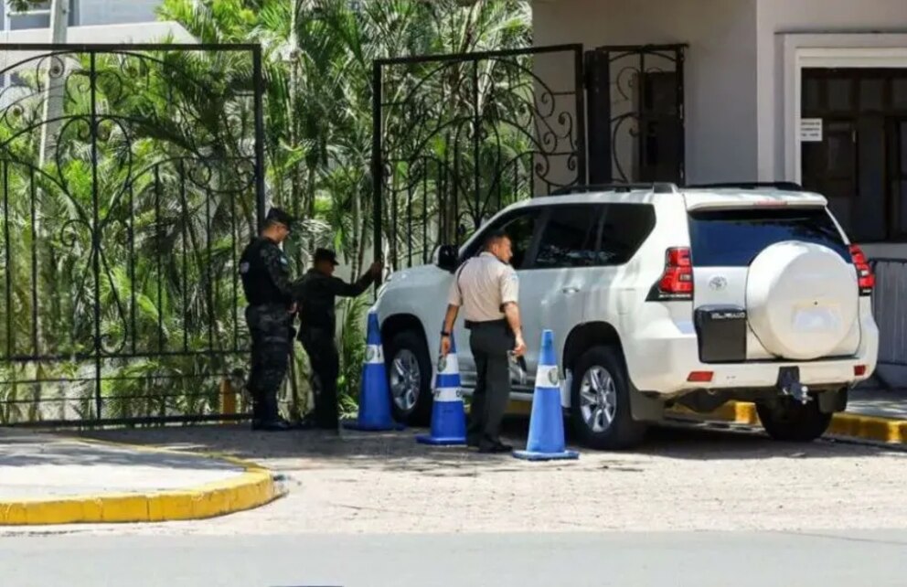 Honduras pone fin a escoltas y sirenas: funcionarios deberán enfrentar el tráfico como cualquier ciudadano | 3 | Honduras pone fin a escoltas y sirenas: funcionarios deberán enfrentar el tráfico como cualquier ciudadano - Noticias de hoy en República Dominicana | De Último Minuto