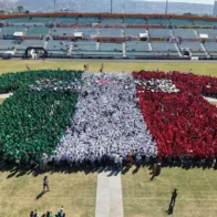 México logra récord Guinness de la camiseta de fútbol humana más grande del mundo - Noticias de hoy en República Dominicana | De Último Minuto