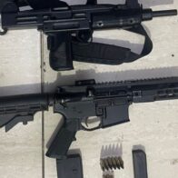 Dicrim de la PN apresa hombre en flagrante delito con dos fusiles en La Vega