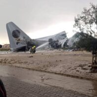 Sube a 20 la cifra de fallecidos por el accidente de un avión de carga en Bolivia