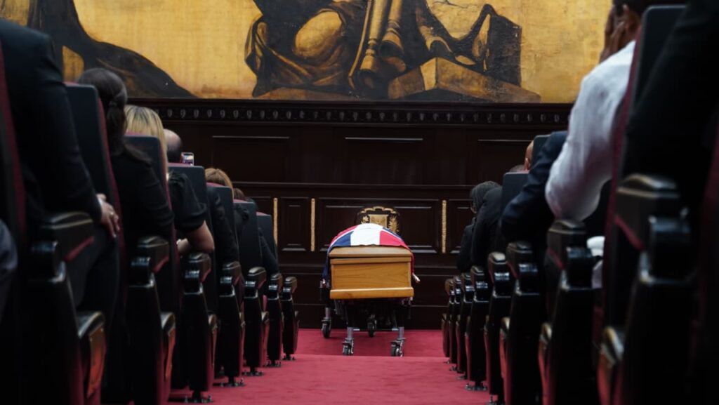 Reciben con honores en el Congreso Nacional los restos de Ramón Alburquerque | 2 | Reciben con honores en el Congreso Nacional los restos de Ramón Alburquerque - Noticias de hoy en República Dominicana | De Último Minuto