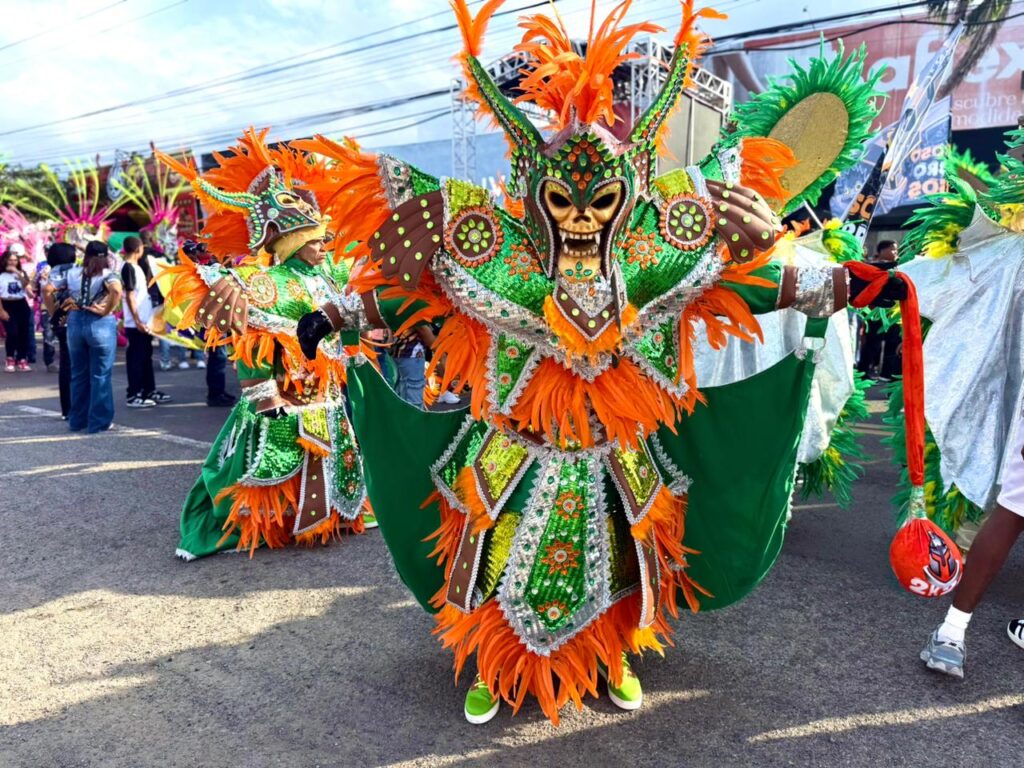 Magia, color y fantasía marcan el inicio del Carnaval Vegano 2026 | 4 | Magia, color y fantasía marcan el inicio del Carnaval Vegano 2026 - Noticias de hoy en República Dominicana | De Último Minuto