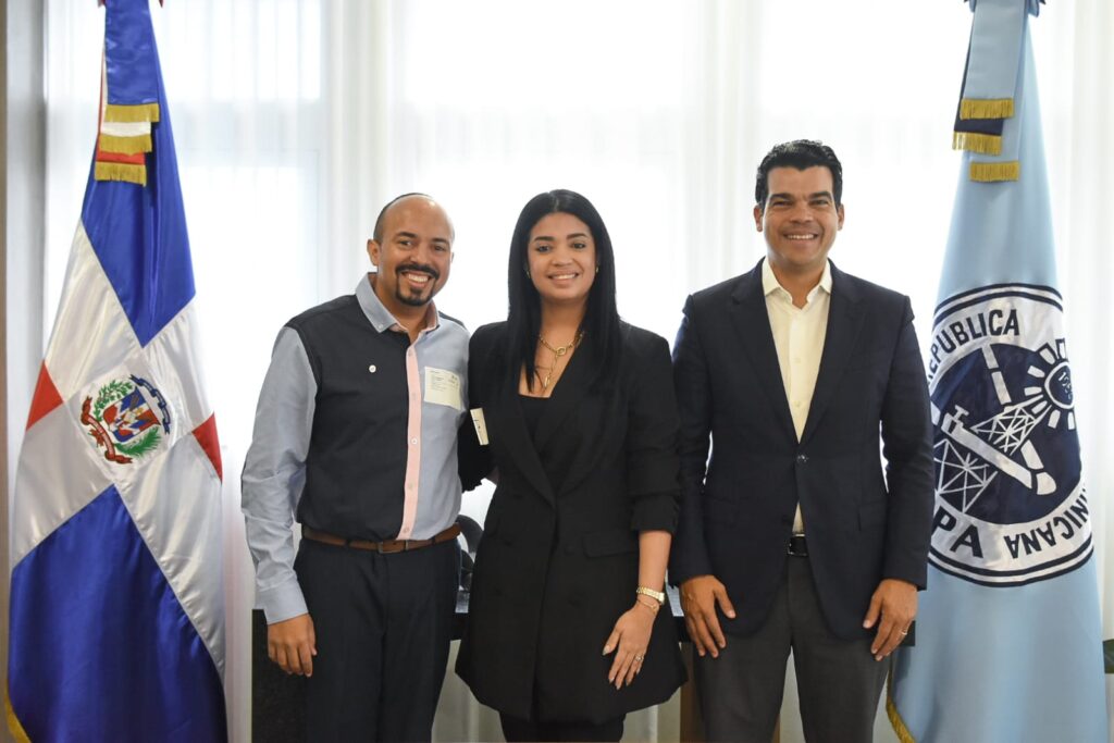 César Cerda sostiene encuentro con el director de INAPA para impulsar plan de trabajo en Monseñor Nouel | 2 | César Cerda sostiene encuentro con el director de INAPA para impulsar plan de trabajo en Monseñor Nouel - Noticias de hoy en República Dominicana | De Último Minuto