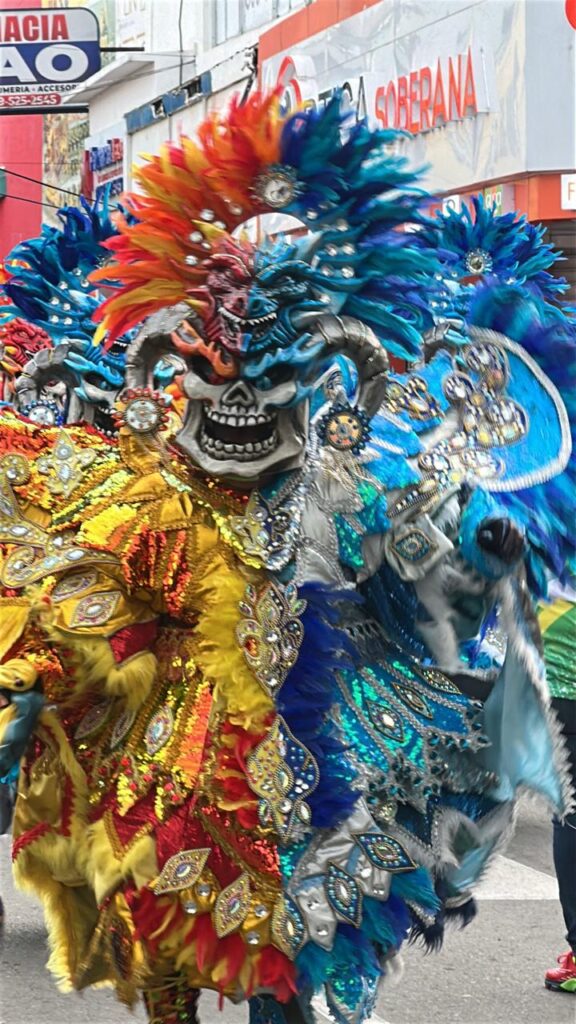 Bonao estalla de alegría con la primera salida del Carnaval 2026 | 4 | Bonao estalla de alegría con la primera salida del Carnaval 2026 - Noticias de hoy en República Dominicana | De Último Minuto