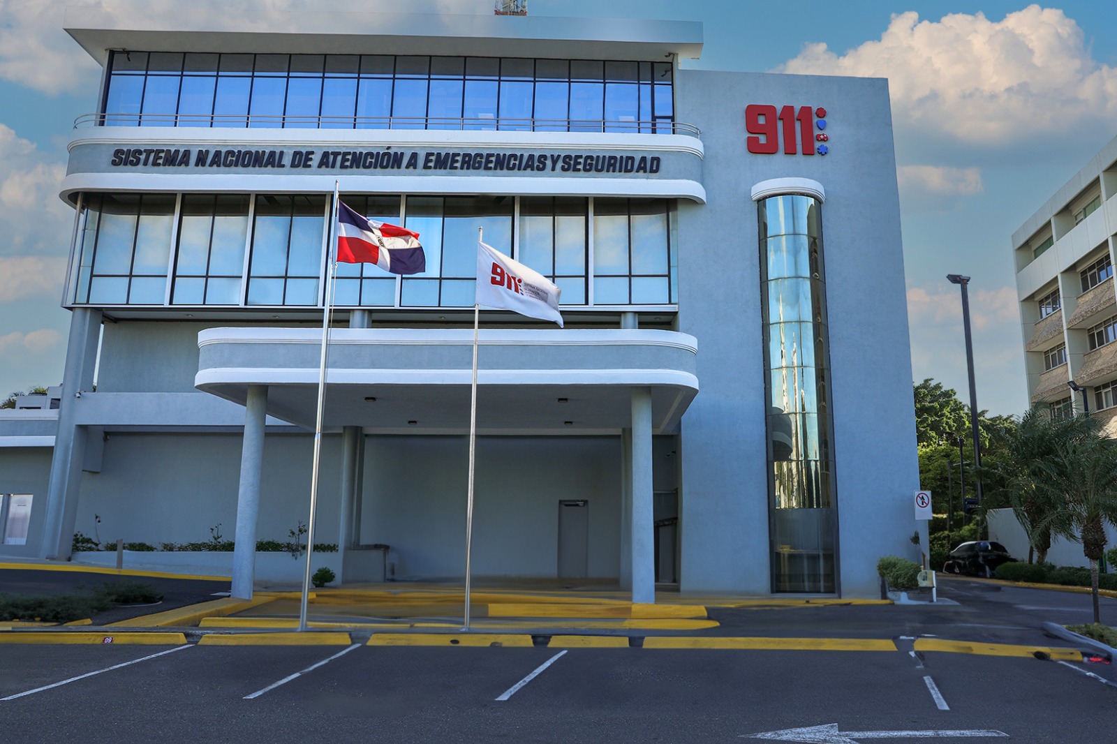 Sistema 911 informa que estructura del edificio no presenta daños tras evaluación técnica de ONESVIE - Noticias de hoy en República Dominicana | De Último Minuto