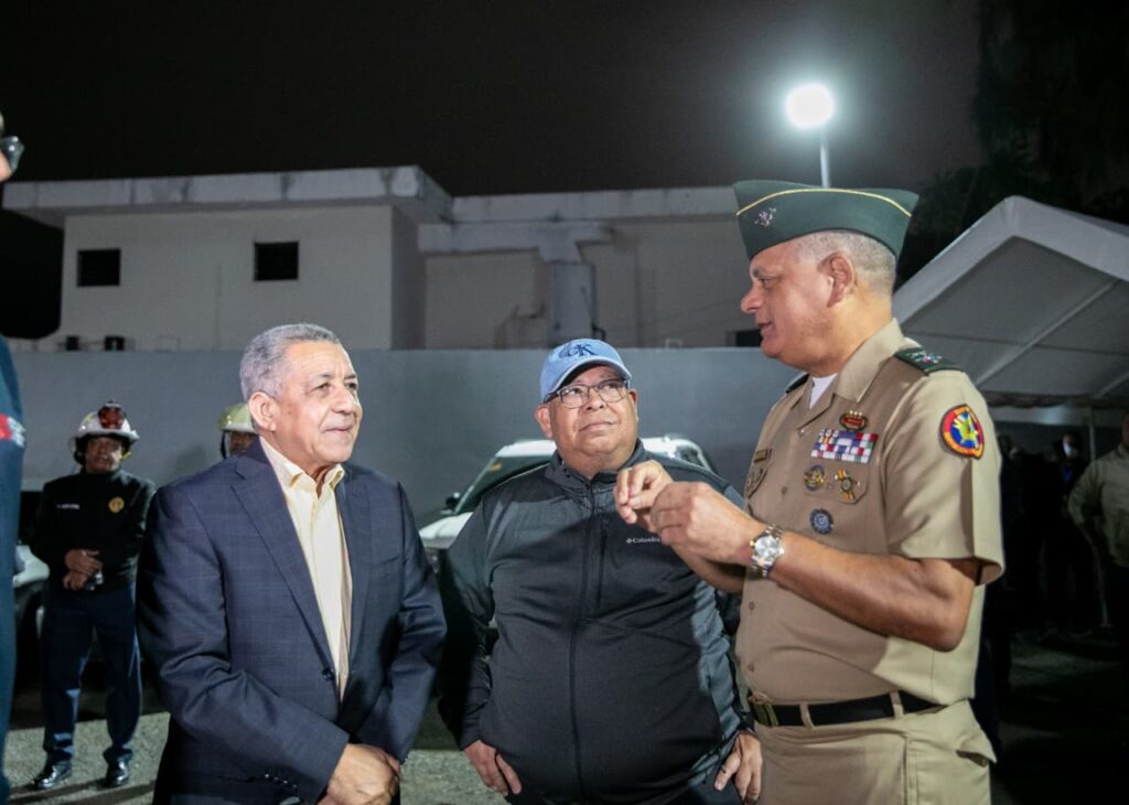 Incendio en instalaciones del 9-1-1 es controlado sin afectar la operatividad nacional - Noticias de hoy en República Dominicana | De Último Minuto