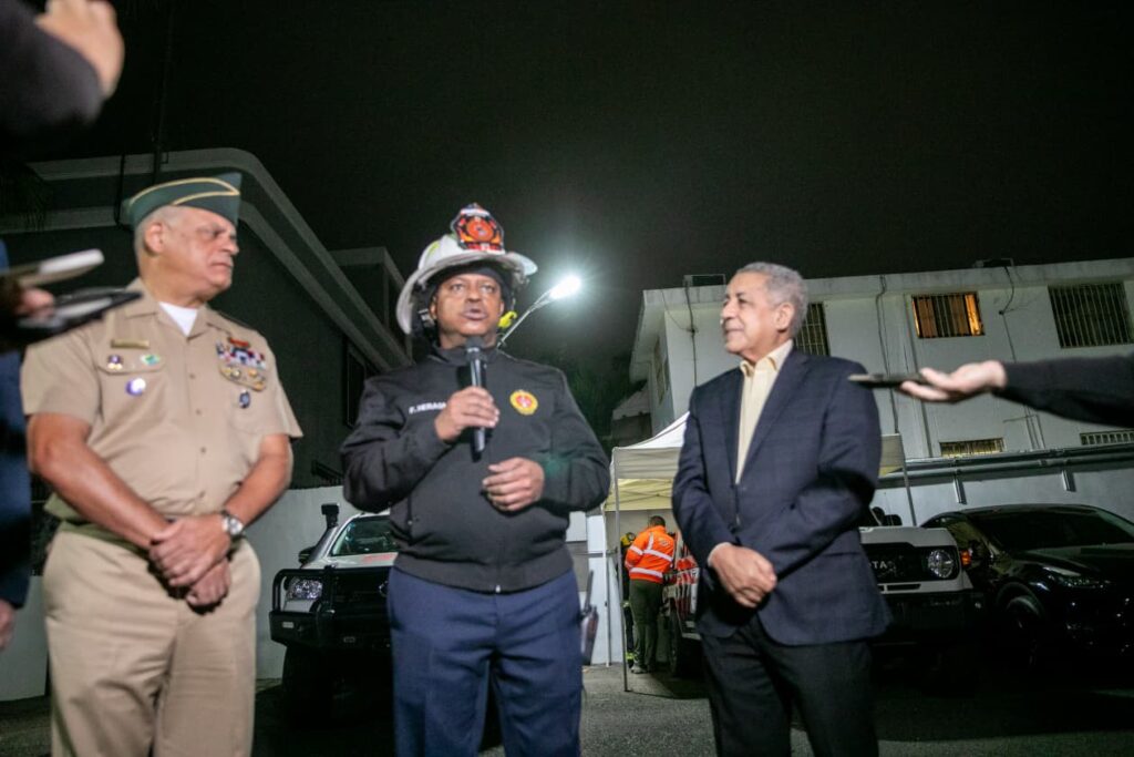 Incendio en instalaciones del 9-1-1 es controlado sin afectar la operatividad nacional - Noticias de hoy en República Dominicana | De Último Minuto