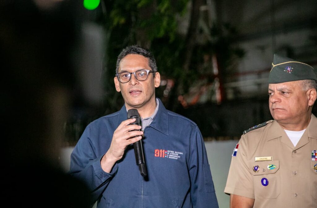 Incendio en instalaciones del 9-1-1 es controlado sin afectar la operatividad nacional | 2 | Incendio en instalaciones del 9-1-1 es controlado sin afectar la operatividad nacional - Noticias de hoy en República Dominicana | De Último Minuto