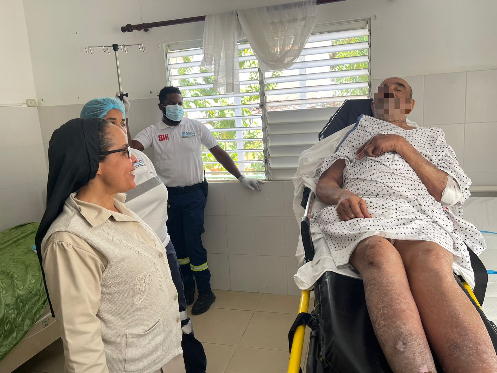 Autoridades dan seguimiento al caso de anciano maltratado por su hijo en La Romana