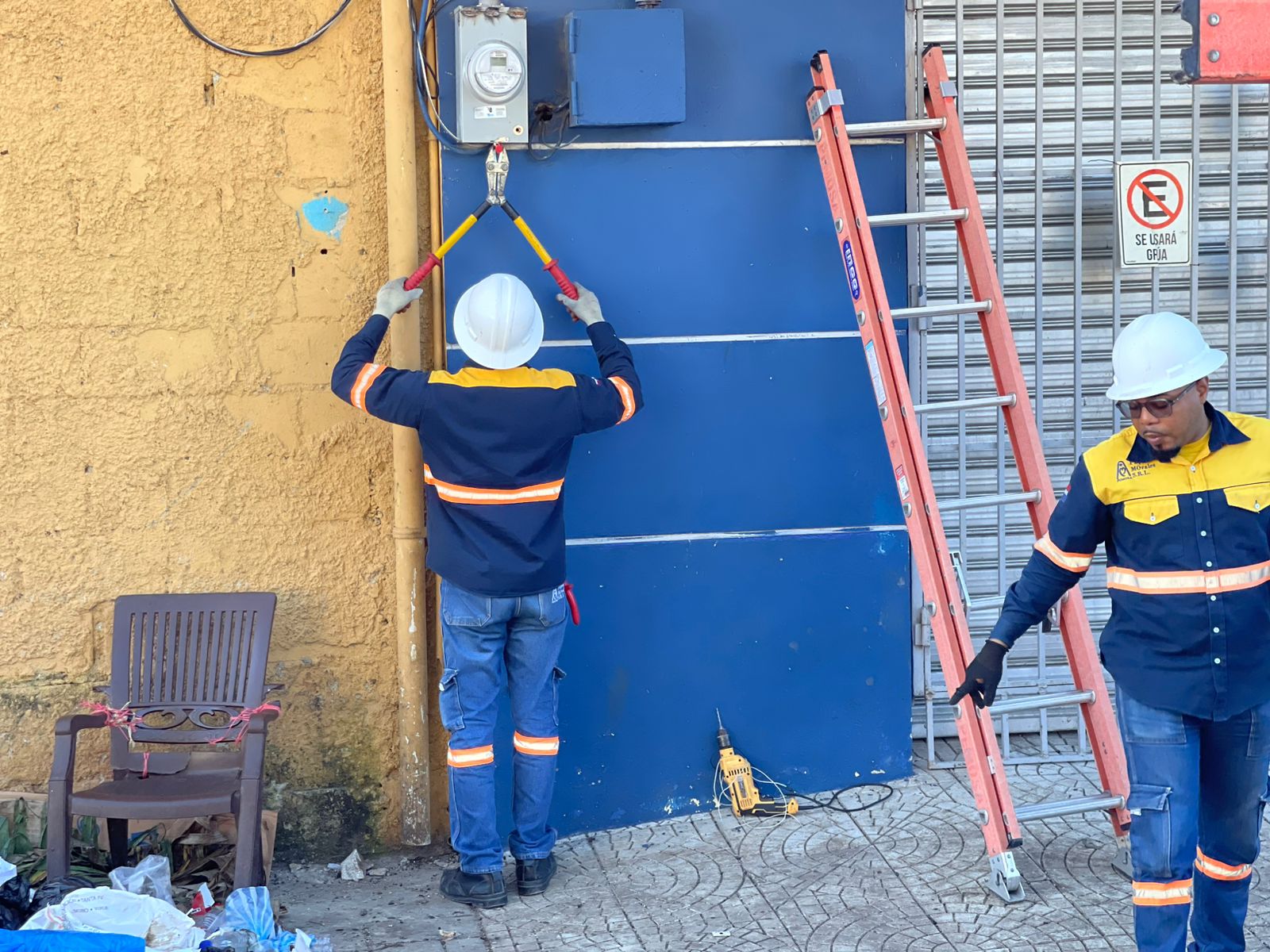 Edeeste identifica reincidencia en manipulación de medidor por una empresa de SPM