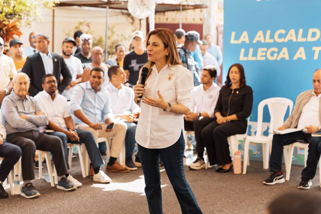 Carolina Mejía lleva soluciones al sector 27 de Febrero con “La Alcaldía llega a Ti” | 2 | Carolina Mejía lleva soluciones al sector 27 de Febrero con “La Alcaldía llega a Ti” - Noticias de hoy en República Dominicana | De Último Minuto