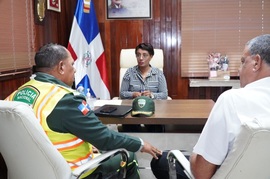 Director Regional de la Digesett realiza visita de cortesía a la Gobernación de La Altagracia | 2 | Director Regional de la Digesett realiza visita de cortesía a la Gobernación de La Altagracia - Noticias de hoy en República Dominicana | De Último Minuto