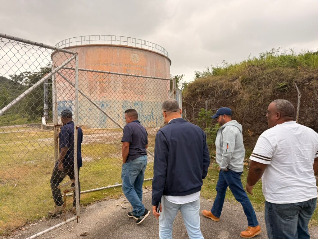 Autoridades supervisan avances del servicio de agua potable en Las Galeras - Noticias de hoy en República Dominicana | De Último Minuto