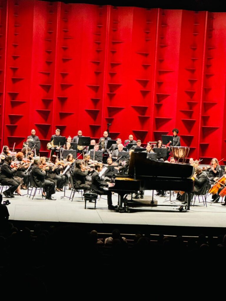 Beethoven y la solidaridad de Promapec conquistan el Teatro Nacional | 3 | Beethoven y la solidaridad de Promapec conquistan el Teatro Nacional - Noticias de hoy en República Dominicana | De Último Minuto