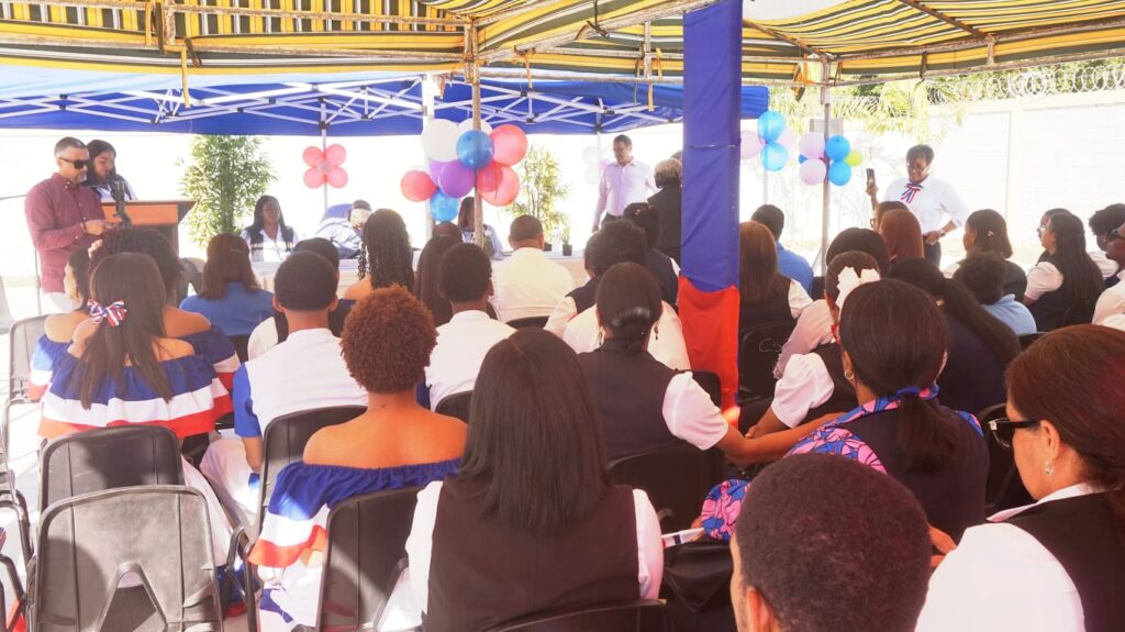 Entregan 16 aulas en centro educativo Villa Liberación en Samaná | 5 | Entregan 16 aulas en centro educativo Villa Liberación en Samaná - Noticias de hoy en República Dominicana | De Último Minuto