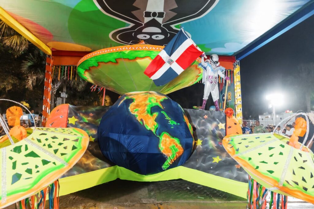Alcaldía anuncia ganadores del Carnaval del DN 2026; Carnaval Intergaláctico conquista premio a Gran Comparsa | 2 | Alcaldía anuncia ganadores del Carnaval del DN 2026; Carnaval Intergaláctico conquista premio a Gran Comparsa - Noticias de hoy en República Dominicana | De Último Minuto