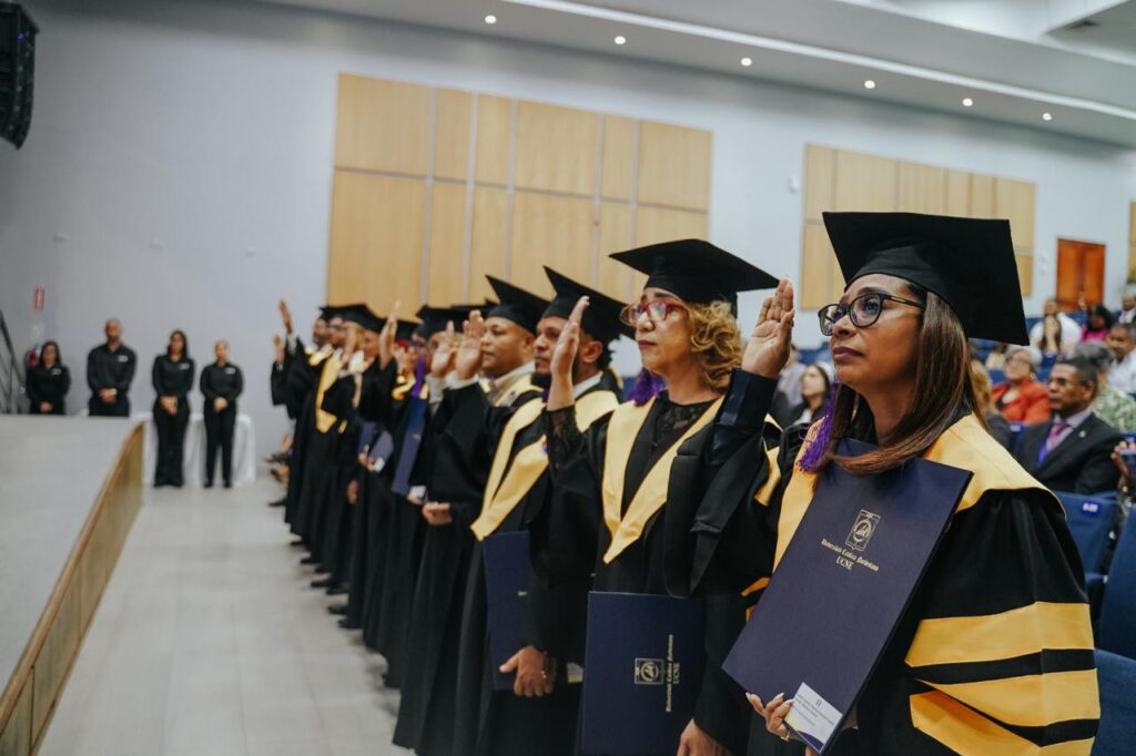 El magisterio es el eje clave para transformar el sistema educativo, afirma Luis Miguel De Camps | 2 | El magisterio es el eje clave para transformar el sistema educativo, afirma Luis Miguel De Camps - Noticias de hoy en República Dominicana | De Último Minuto