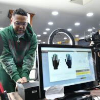 Santiago Matías, primer influencer en recibir nueva cédula; destaca seguridad del documento - Noticias de hoy en República Dominicana | De Último Minuto