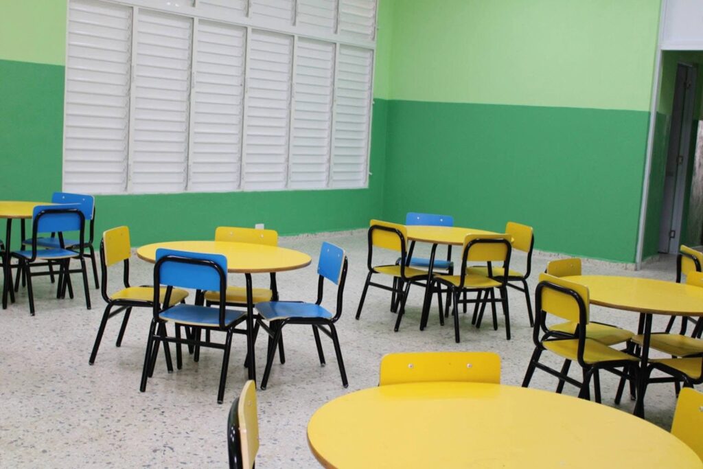 Ministerio de Educación inaugura nuevas aulas de Nivel Inicial en Azua | 4 | Ministerio de Educación inaugura nuevas aulas de Nivel Inicial en Azua - Noticias de hoy en República Dominicana | De Último Minuto