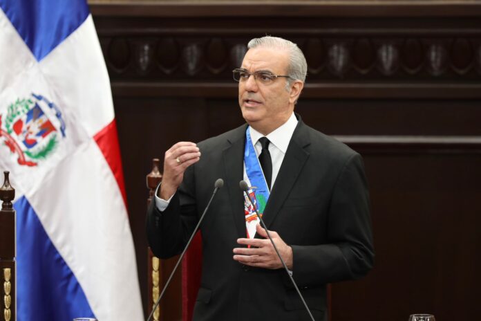 Abinader invita al país a seguir su discurso de este 27 de febrero; 