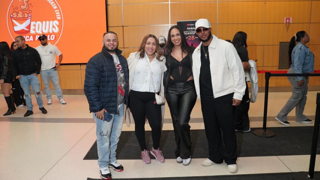 Fanáticos de todo Estados Unidos se dan cita en Boston para “Alofoke en el Agganis” | 2 | Fanáticos de todo Estados Unidos se dan cita en Boston para “Alofoke en el Agganis” - Noticias de hoy en República Dominicana | De Último Minuto