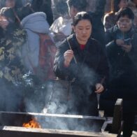 China y su diáspora celebran el Año Nuevo lunar: desplazamientos, banquetes y luces