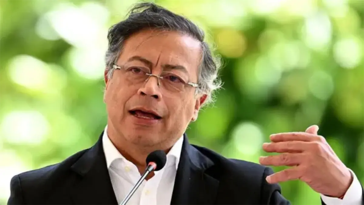 Petro niega que haya "caos" en sistema de salud colombiano y atribuye la crisis a empresas
