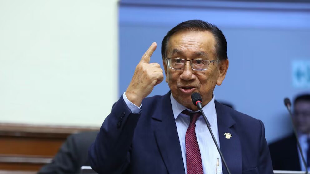 Quién es José María Balcázar, el nuevo presidente interino de Perú: perfíl, polémicas y cuestionamientos | 3 | Quién es José María Balcázar, el nuevo presidente interino de Perú: perfíl, polémicas y cuestionamientos - Noticias de hoy en República Dominicana | De Último Minuto