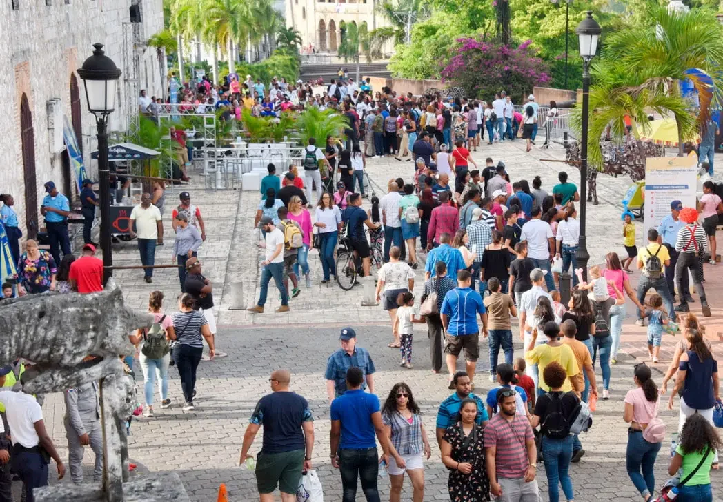Ansiedad afecta al 5.7% de la población dominicana, afirma ministro de Salud