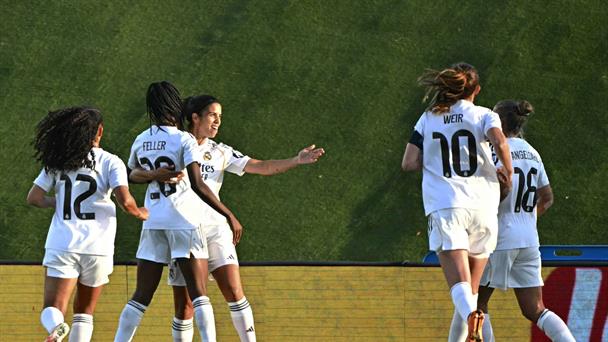 Real Madrid Femenino remonta en París y se acerca a los cuartos de la Champions