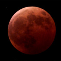 Un eclipse lunar total deja una ‘Luna de sangre’ desde Japón hasta América - Noticias de hoy en República Dominicana | De Último Minuto