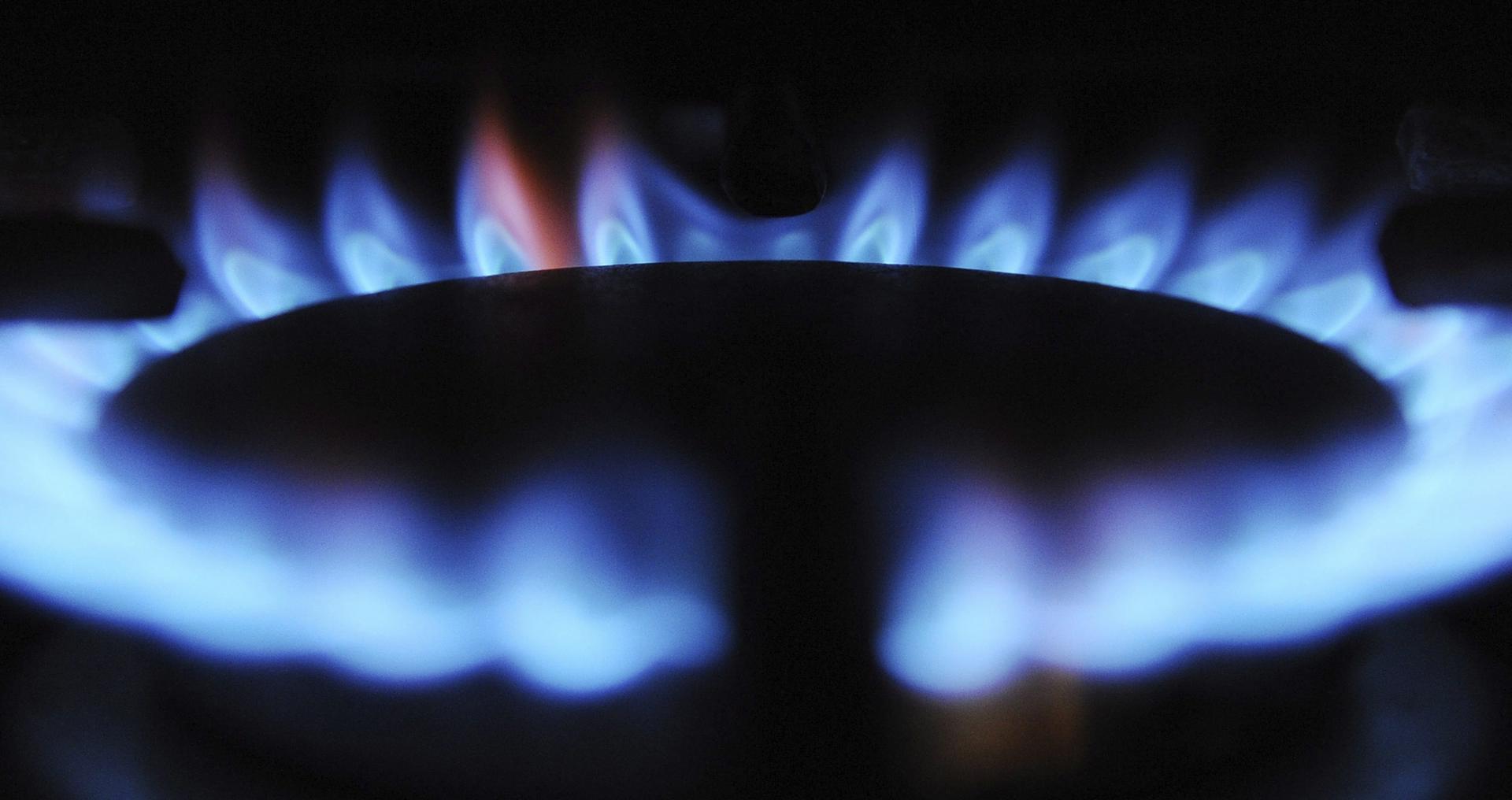 El precio del gas natural se dispara otro 45 % y supera los 63 dolares