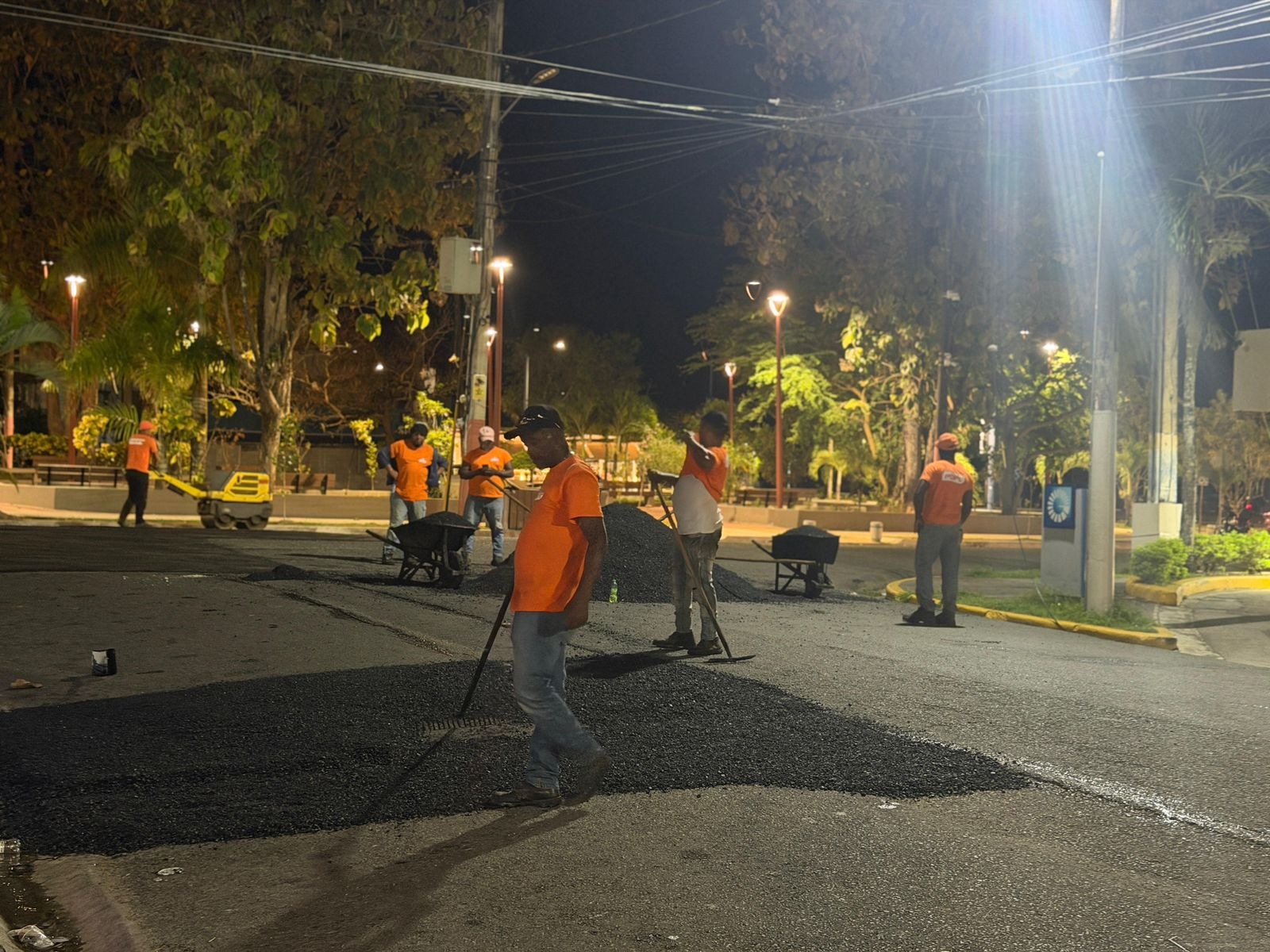 Inician plan de bacheo en Samaná previo a la Semana Santa 2026 - Noticias de hoy en República Dominicana | De Último Minuto