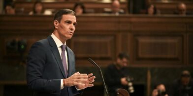 Presidente de España reclama “juego limpio” a la justicia por el caso de su esposa