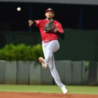 Erik González agradece a Albert Pujols por llamado al Clásico Mundial: “Era mi pelotero favorito y ahora es como un papá”