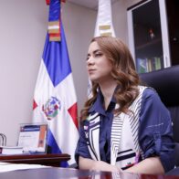 Gloria Reyes, ministra de la mujer.