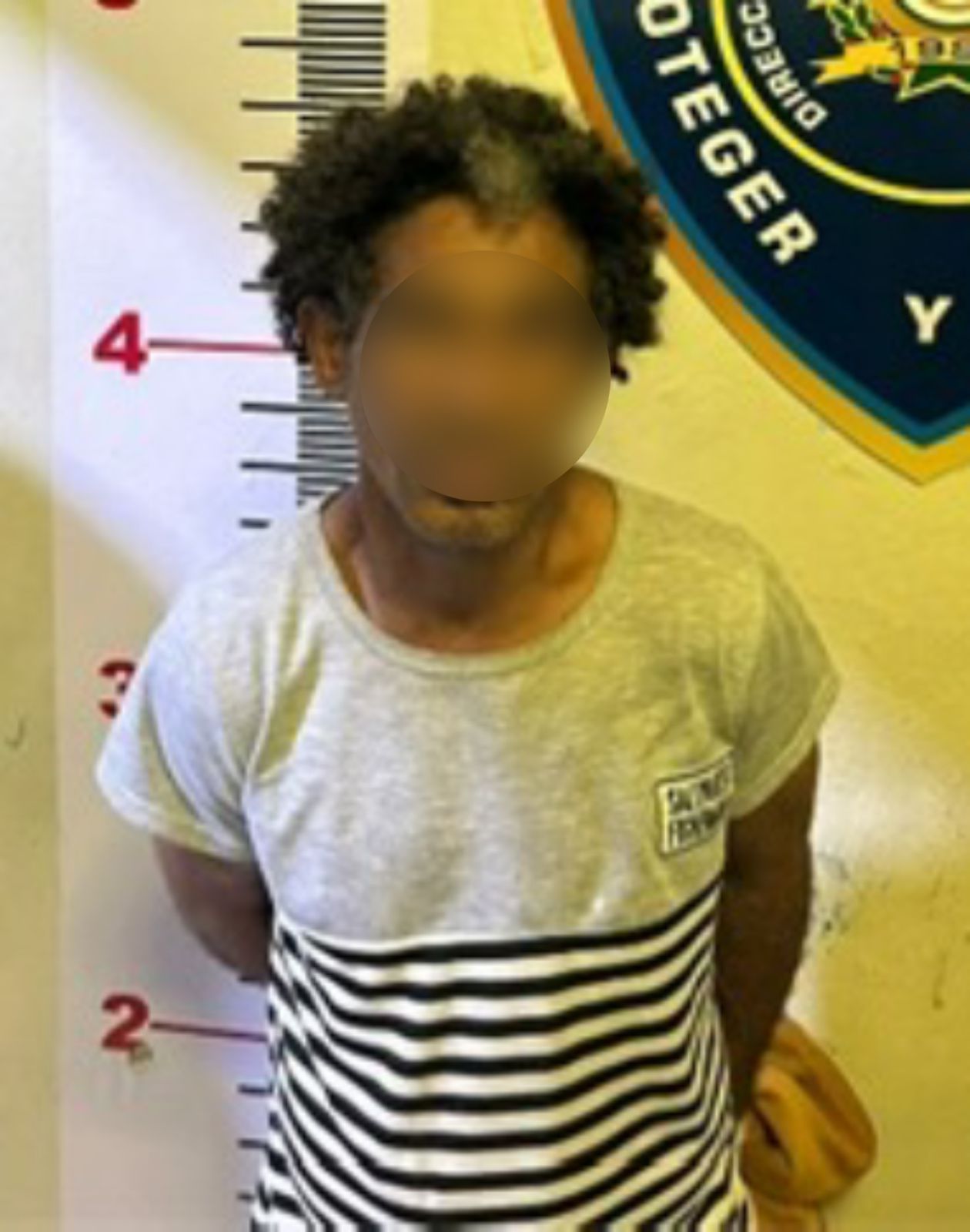 Policía Nacional ejecuta allanamiento y apresa hombre con orden de arresto en La Vega - Noticias de hoy en República Dominicana | De Último Minuto
