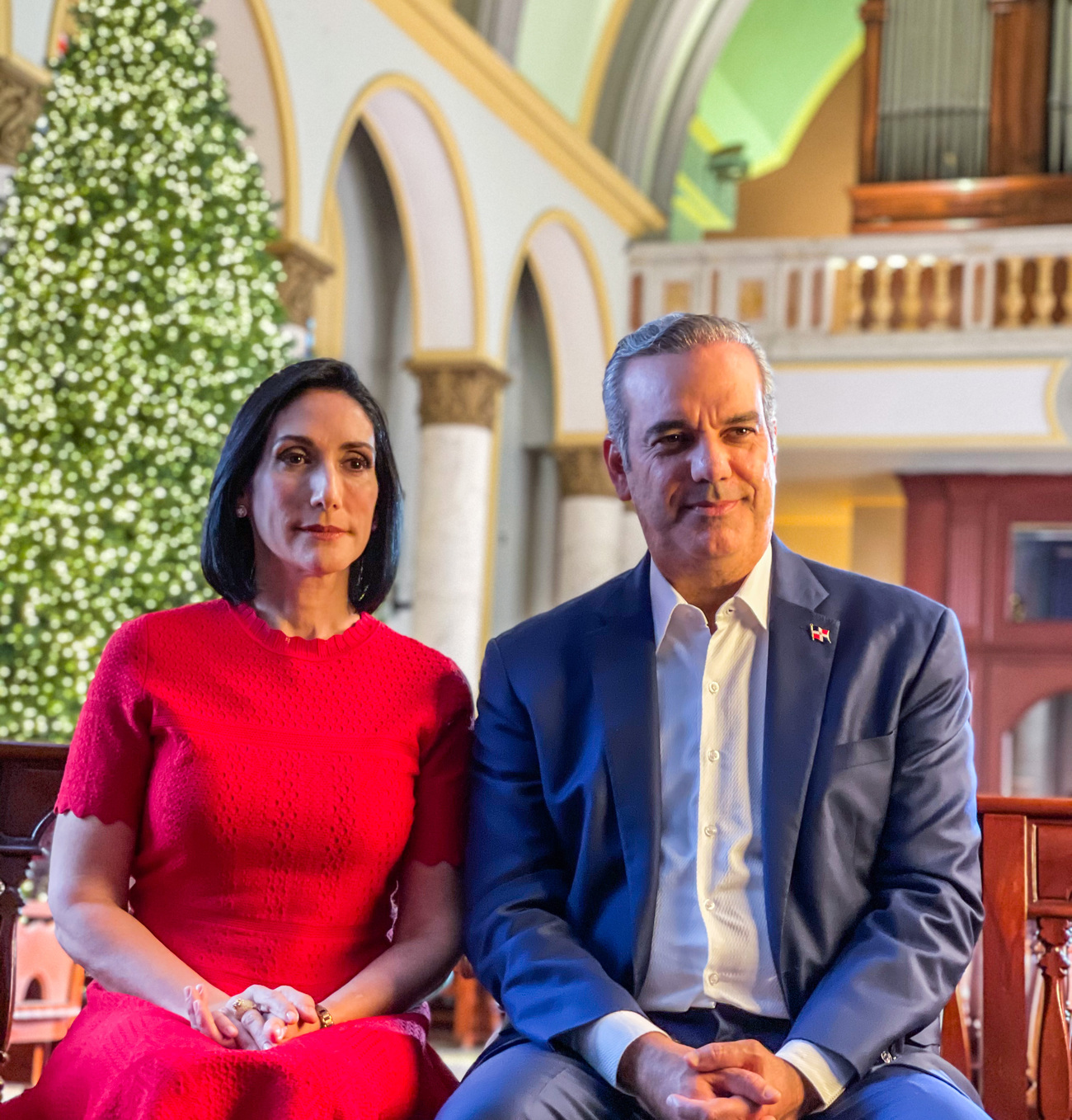 Luis Abinader y Raquel Arbaje celebran su aniversario de bodas número 31 con merengue