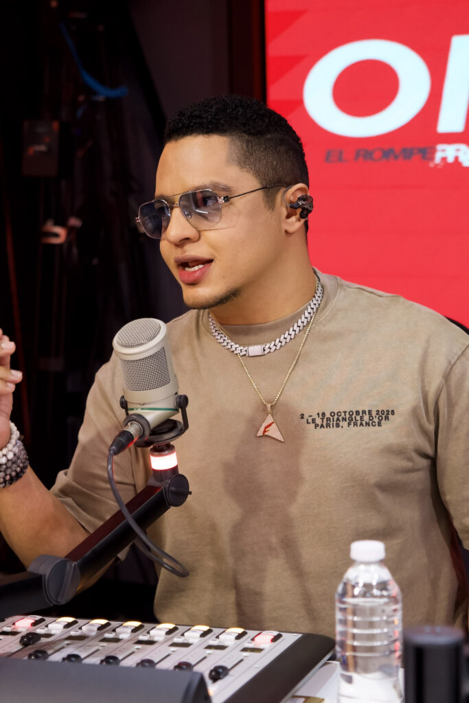 ¡Se acabó el relajo! Robert Sánchez lanza contundente ultimátum a Amelia Alcántara: "Muestren las pruebas el lunes" - Noticias de hoy en República Dominicana | De Último Minuto