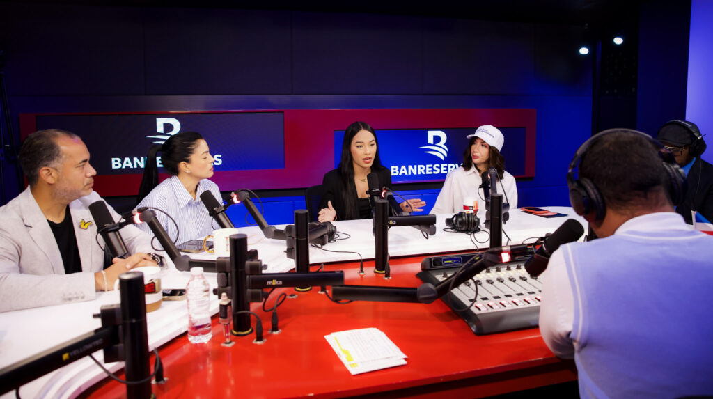 Reportera Ana Laura López exige respeto a la prensa tras incidente en guardería donde fue agredida | 2 | Reportera Ana Laura López exige respeto a la prensa tras incidente en guardería donde fue agredida - Noticias de hoy en República Dominicana | De Último Minuto