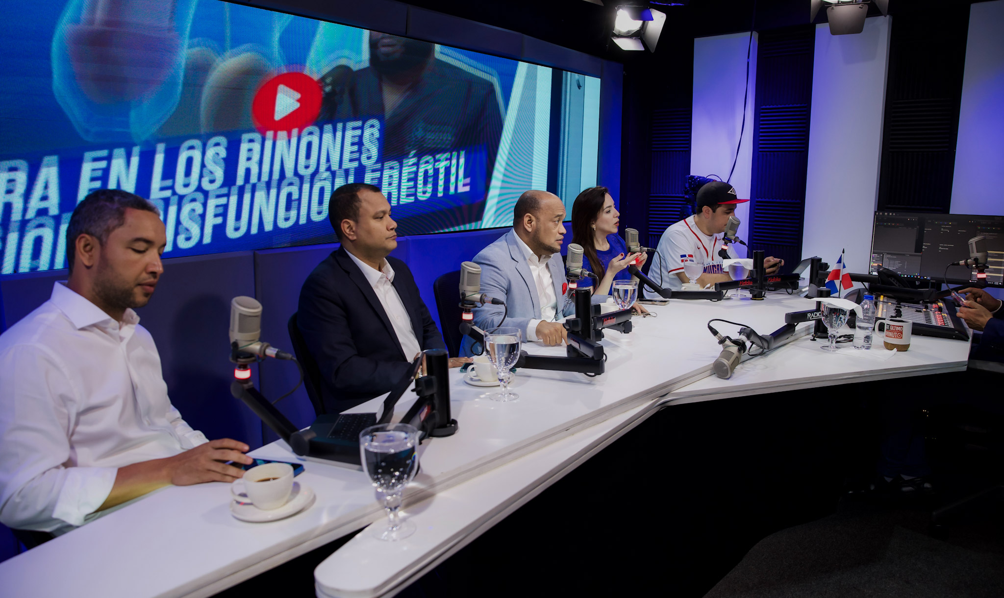 Debate Politikal sobre crisis en escuelas públicas: entre la pérdida de autoridad y el impacto de la tecnología