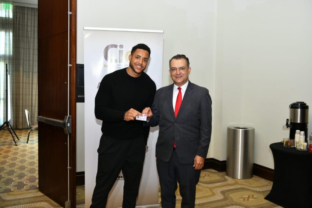 JCE entrega nueva cédula a integrantes de la selección dominicana del Clásico Mundial de Béisbol 2026 | 2 | JCE entrega nueva cédula a integrantes de la selección dominicana del Clásico Mundial de Béisbol 2026 - Noticias de hoy en República Dominicana | De Último Minuto