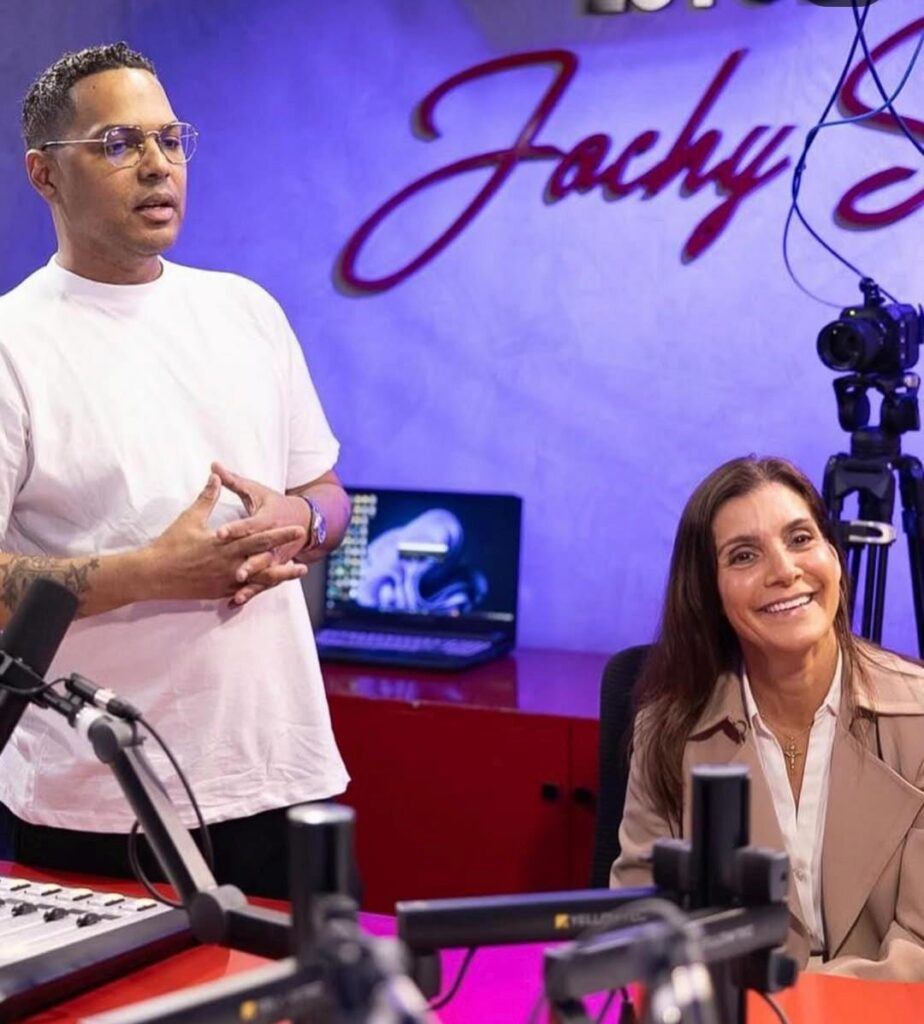 Embajadora Leah Campos califica Alofoke Media Group como la principal plataforma de medios alternativos en el país | 2 | Embajadora Leah Campos califica Alofoke Media Group como la principal plataforma de medios alternativos en el país - Noticias de hoy en República Dominicana | De Último Minuto