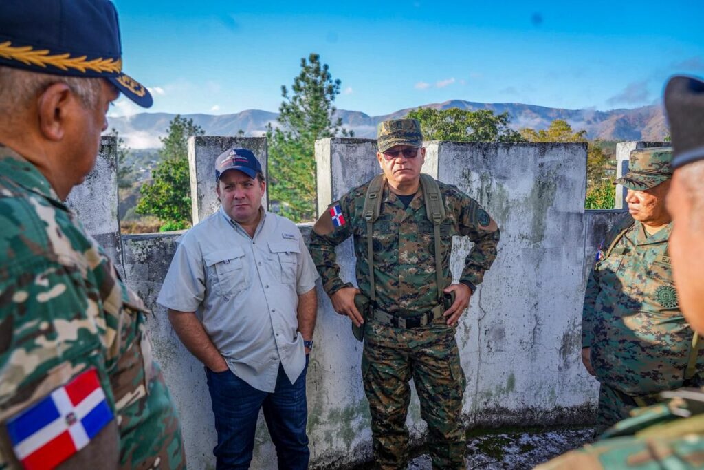 Autoridades realizan recorrido fronterizo en zona norte para fortalecer seguridad y desarrollo comunitario | 3 | Autoridades realizan recorrido fronterizo en zona norte para fortalecer seguridad y desarrollo comunitario - Noticias de hoy en República Dominicana | De Último Minuto