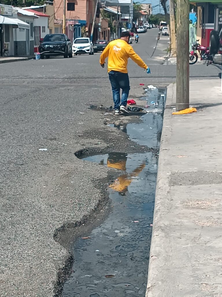 Dirección Provincial de Salud de La Romana intensifica jornadas de prevención contra el dengue | 5 | Dirección Provincial de Salud de La Romana intensifica jornadas de prevención contra el dengue - Noticias de hoy en República Dominicana | De Último Minuto