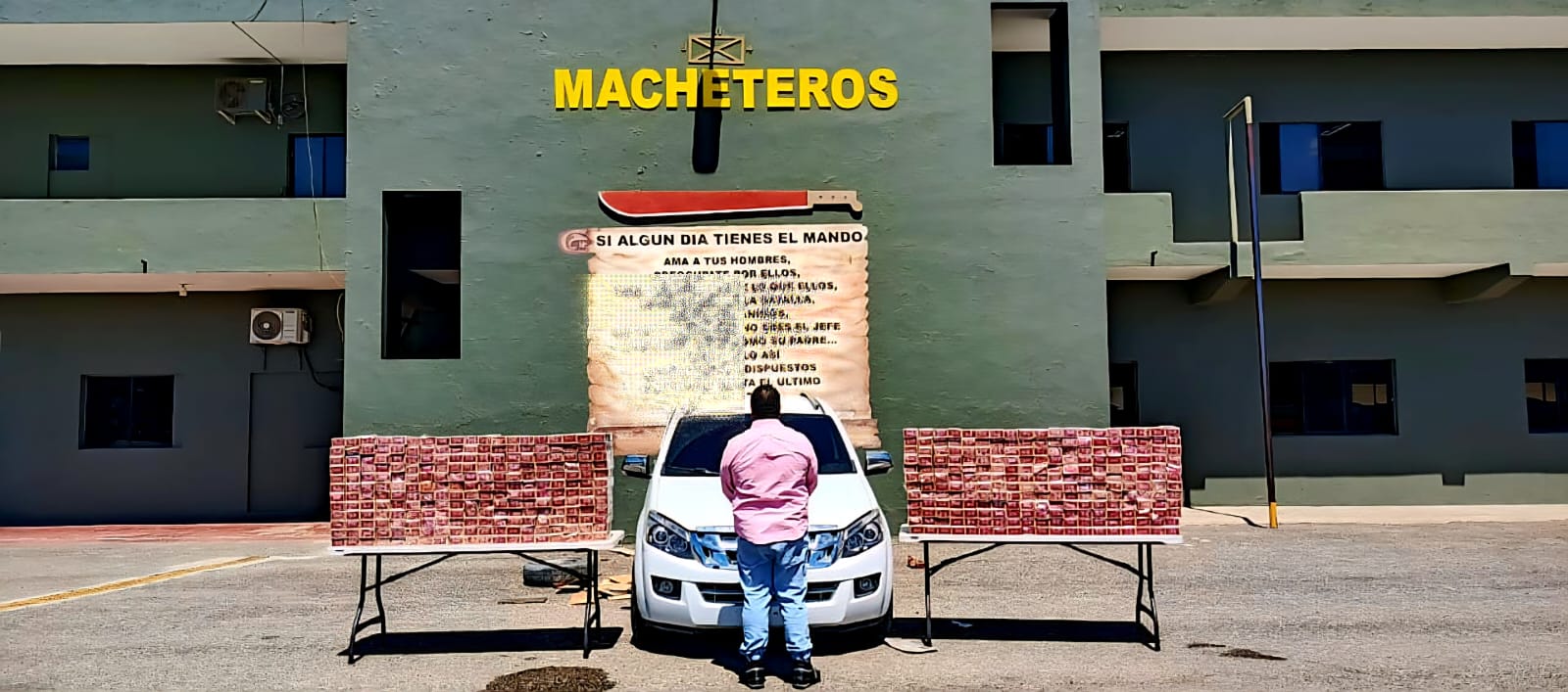 Ejército detiene hombre con 93,000 cigarrillos de contrabando ocultos en camioneta