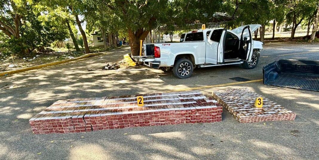 Policía ocupa más de 310 mil cigarrillos de presunto