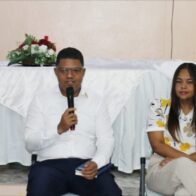 Director del Distrito Educativo 03-01 de Azua presenta avances en encuentro con periodistas