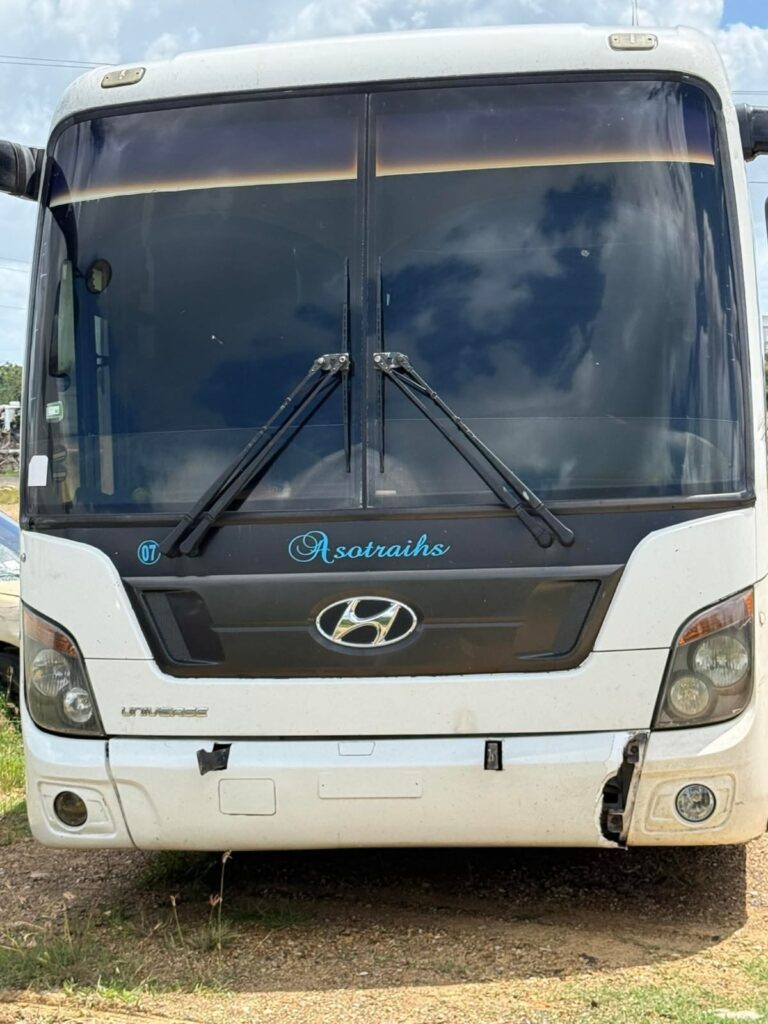 Tragedia en El Seibo: muere niño de 7 años tras ser atropellado por autobús camino a la escuela - Noticias de hoy en República Dominicana | De Último Minuto